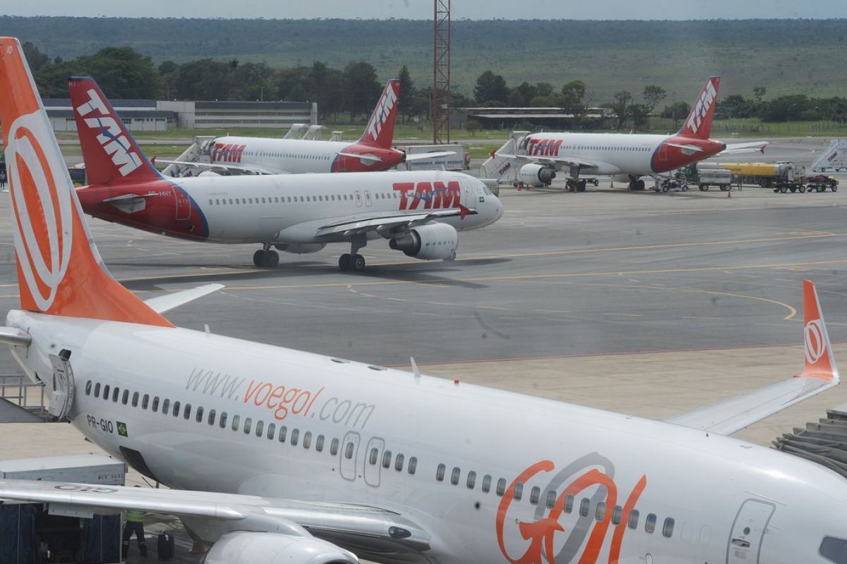 Mais de 700 mil pessoas devem movimentar os aeroportos no feriado 