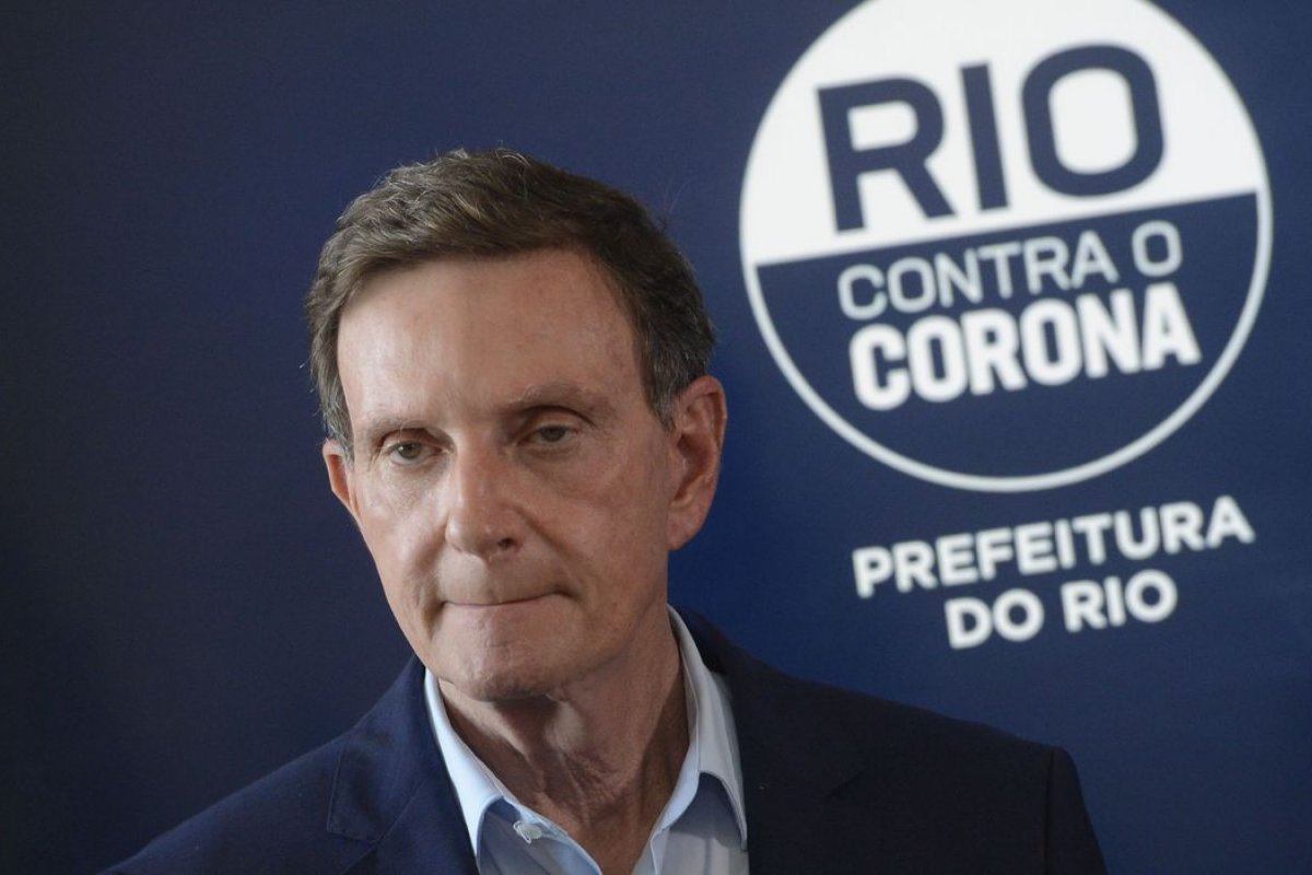 Crivella é reprovado por 56% dos cariocas no desempenho de combate à pandemia 