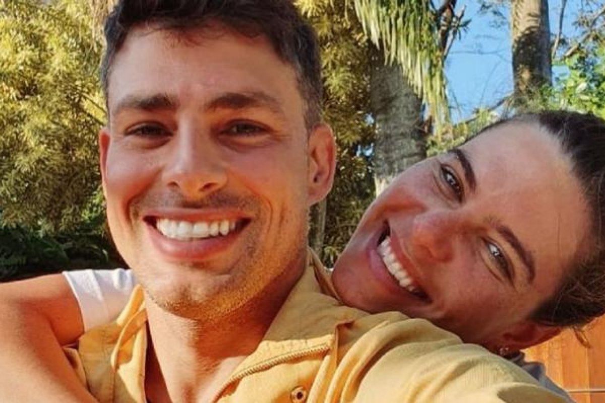 Com Covid-19, Cauã Reymond e Mariana Goldfarb se recuperam bem 