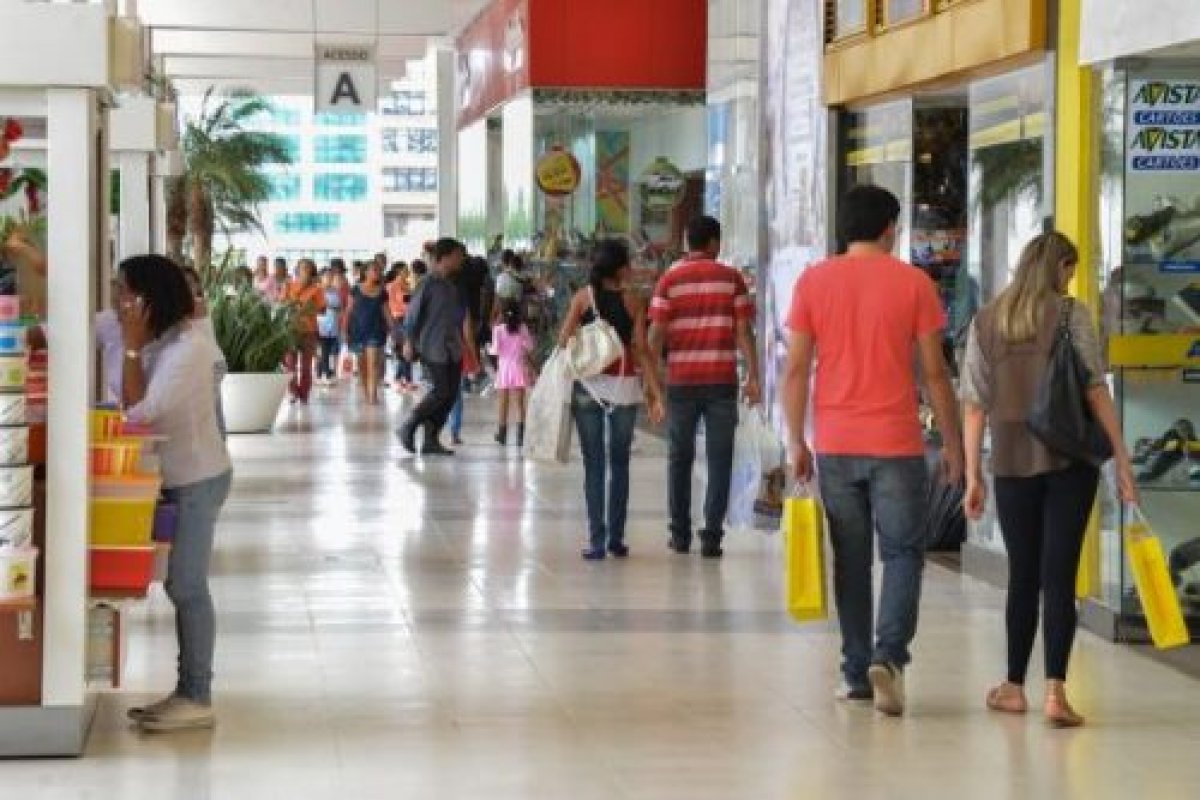 Vendas para o Dia dos Pais vão se manter no mesmo patamar em relação ao ano passado, diz Fecomércio-BA