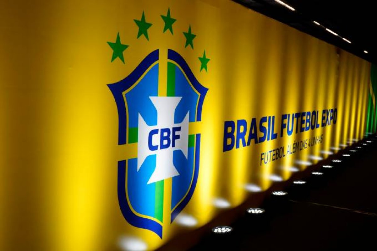 CBF chama clubes para discutir volta do público