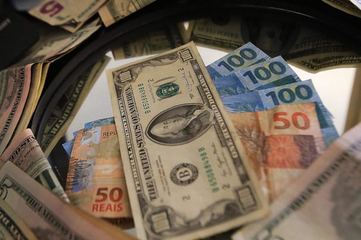 Operação Lava-Jato recupera quase R$ 1 bilhão desviado em esquema de corrupção