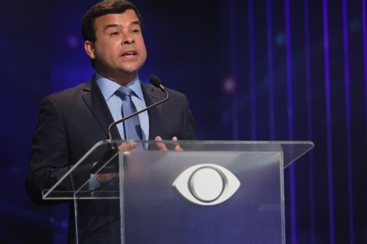Celsinho Cotrim é o primeiro candidato à prefeitura de Salvador assumidamente gay