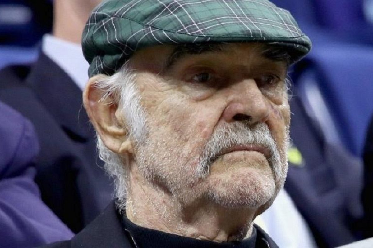 Morre Sean Connery aos 90 anos