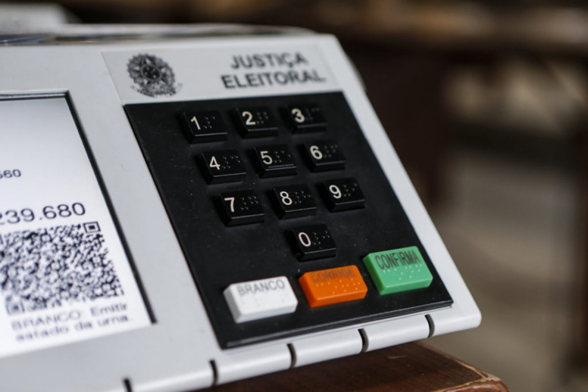 Sete candidatos em 2020 decidiram trocar Salvador por Lauro de Freitas como reduto eleitoral, diz levantamento