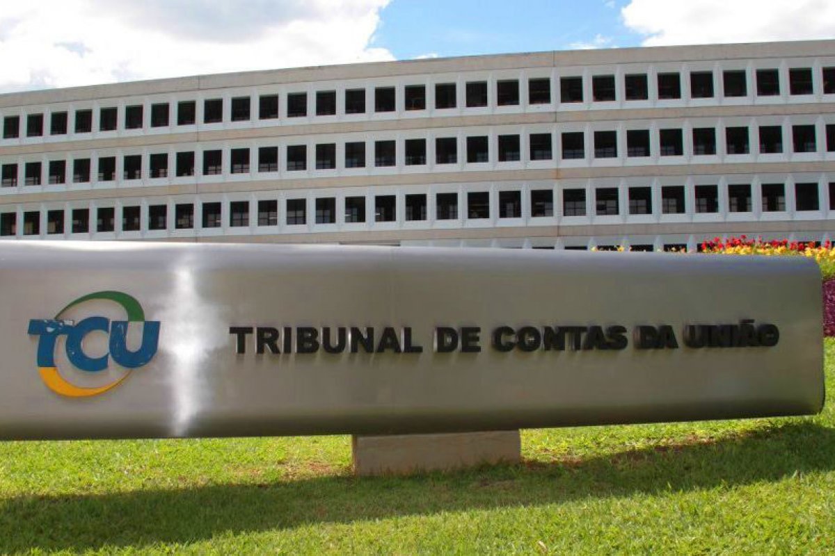 TCU deve divulgar lista de candidatos que receberam o auxílio emergencial nesta semana