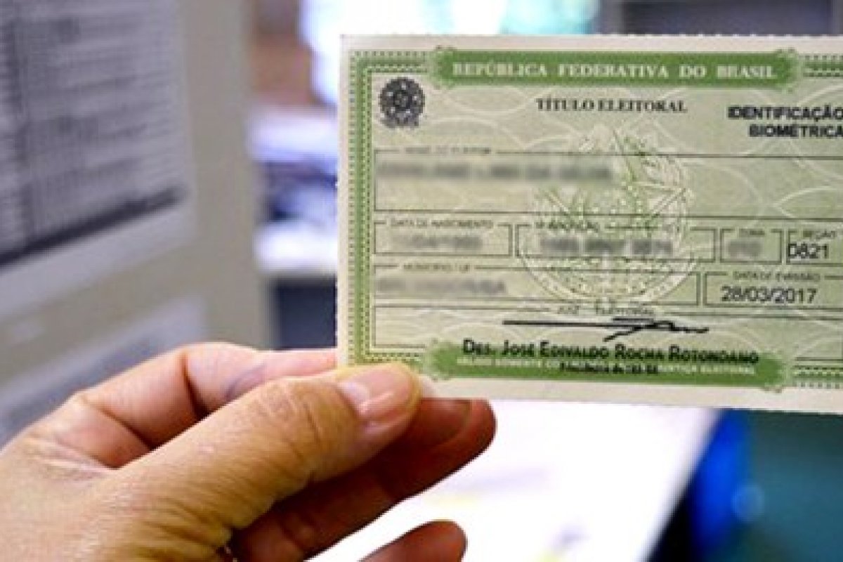 Eleitores podem solicitar segunda via do título até quinta-feira (5)