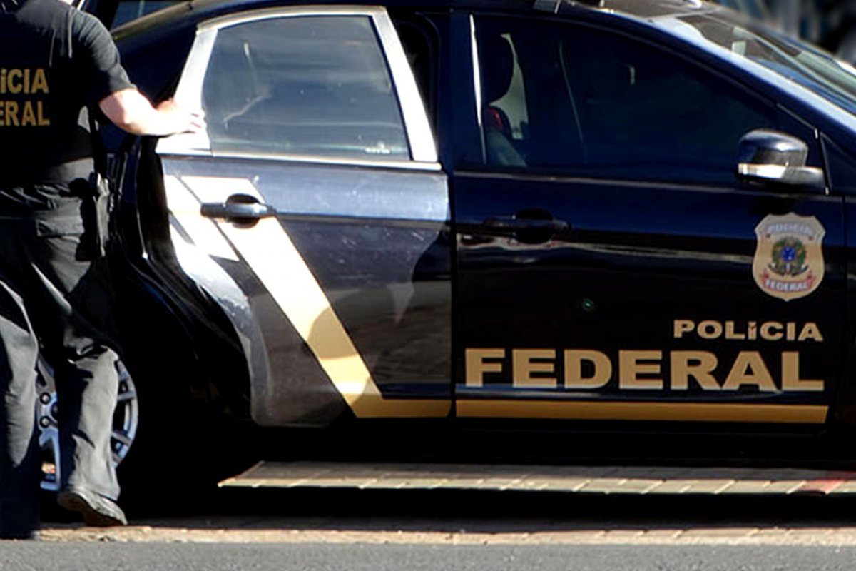 Agentes da PF realizam operação que apura fraudes para obtenção de seguro-desemprego em Jequié