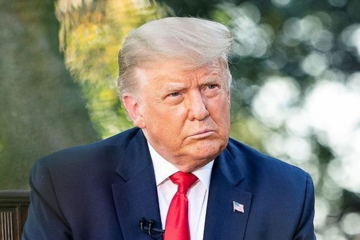 Internauta baiano faz meme sobre reação de Trump às eleições: "to cry in Pé do Caboclo"