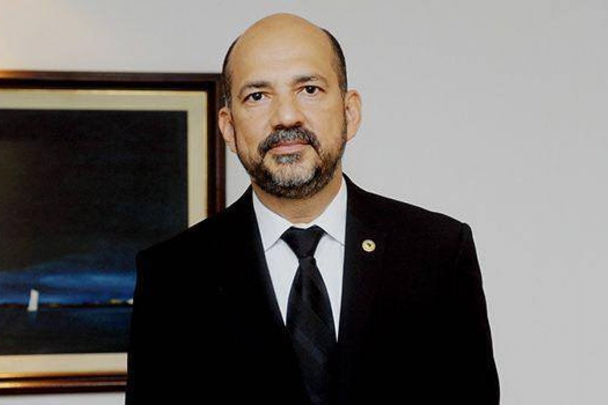 Prefeito de Eunápolis, Robério Oliveira testa positivo para covid-19