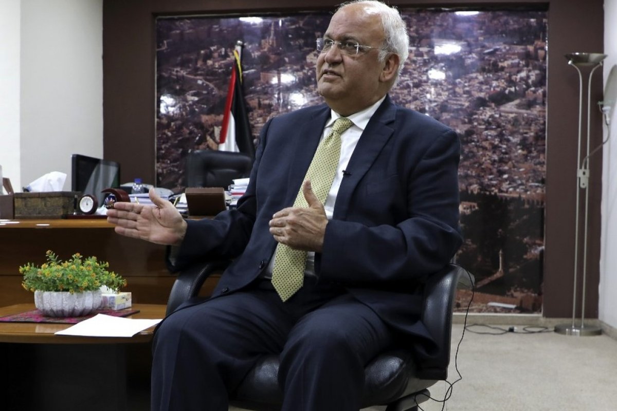 Líder palestino Saeb Erekat morre de Covid-19