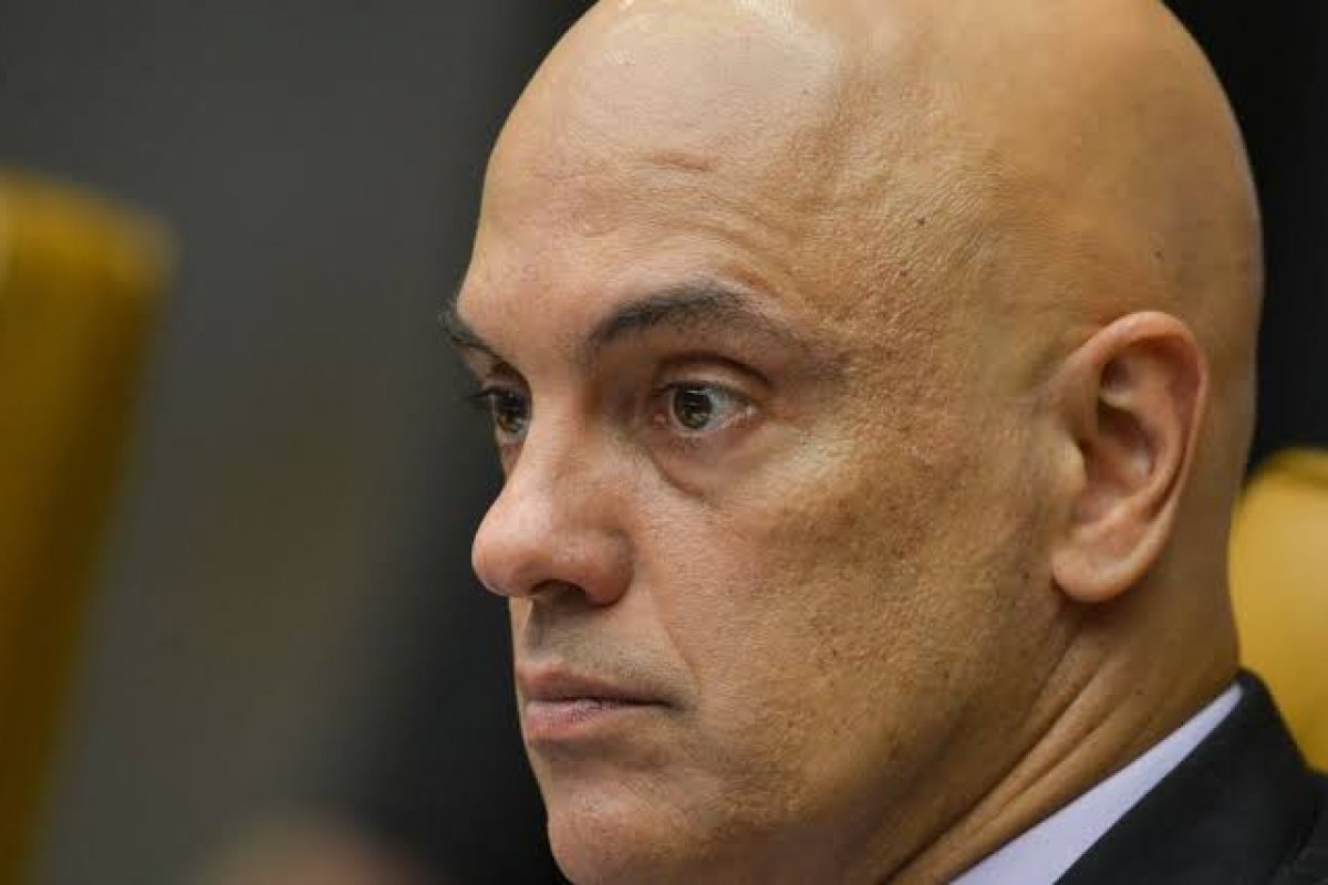 Alexandre de Moraes testa positivo para Covid-19