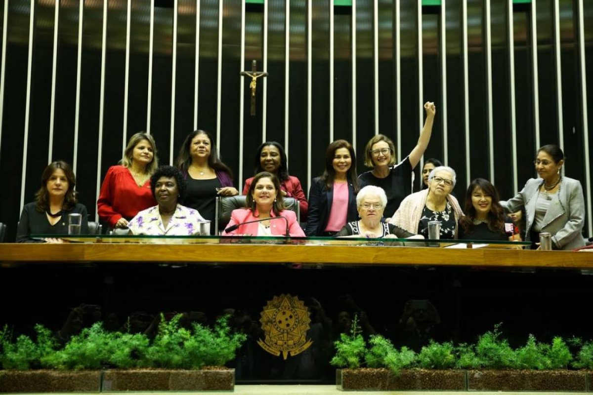 Eleições 2020: Mulheres candidatas no País é 2,5 vezes menor que homens inscritos
