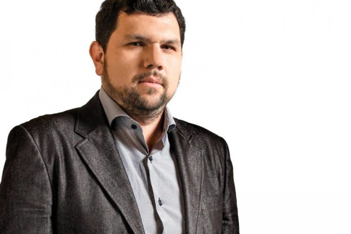 Justiça determina exclusão de vídeo que Oswaldo Eustáquio fez acusações contra Boulos 