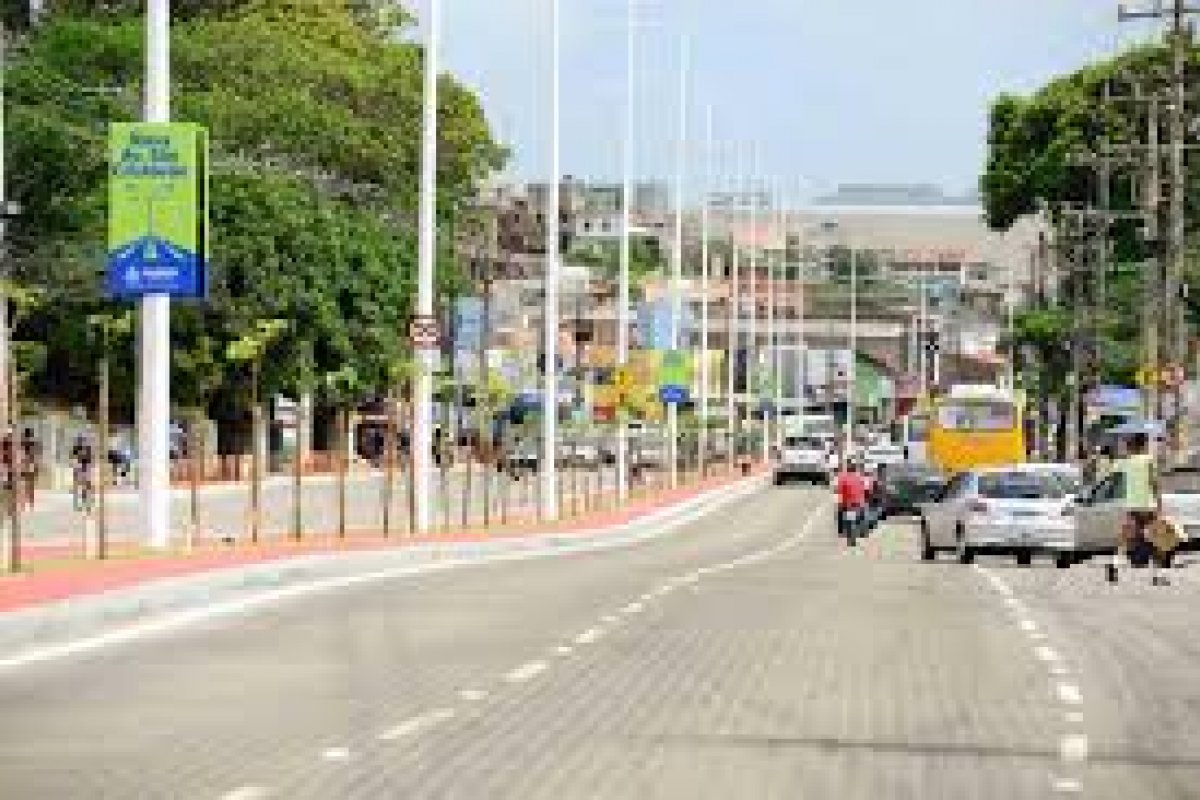 Homem é morto a tiros dentro de imóvel no bairro de São Cristóvão, em Salvador
