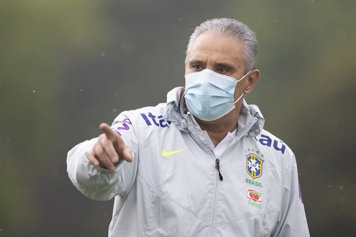 Seleção encerra preparação na Granja para encarar a Venezuela