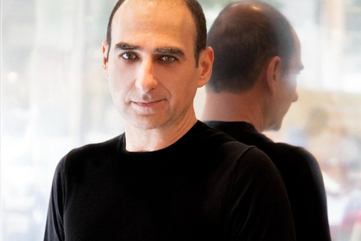 Amir Slama inaugura nova flagship nos Jardins com full brand experience
