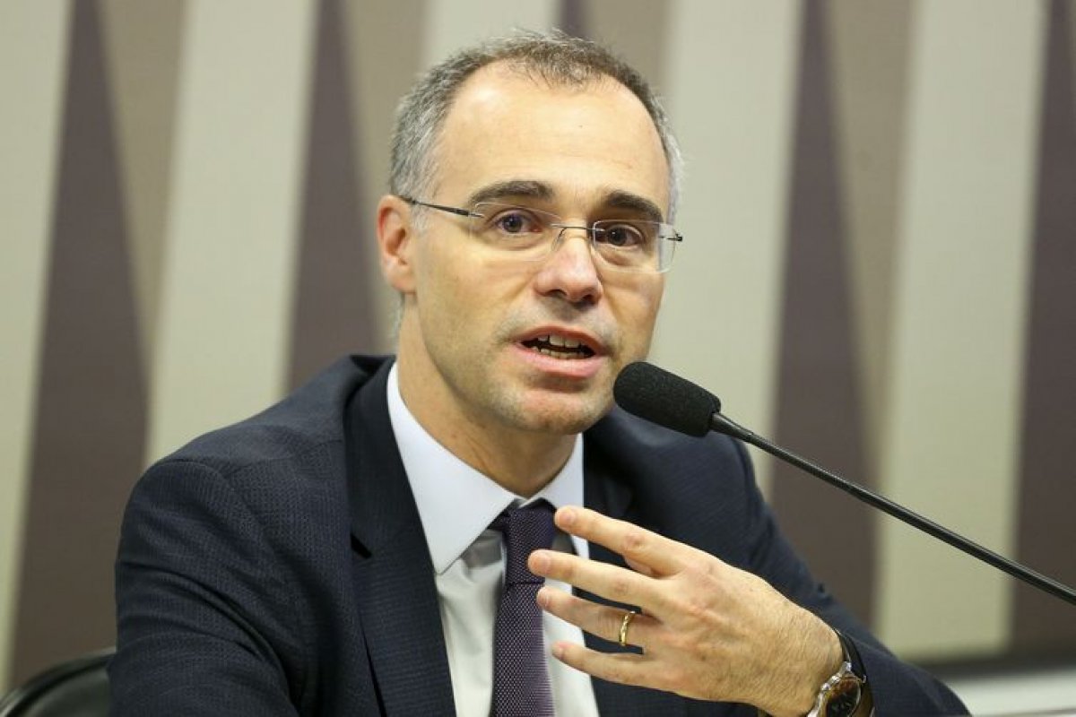 STJ determina que Ministério da Justiça preste esclarecimentos se Lava-Jato cooperou com EUA