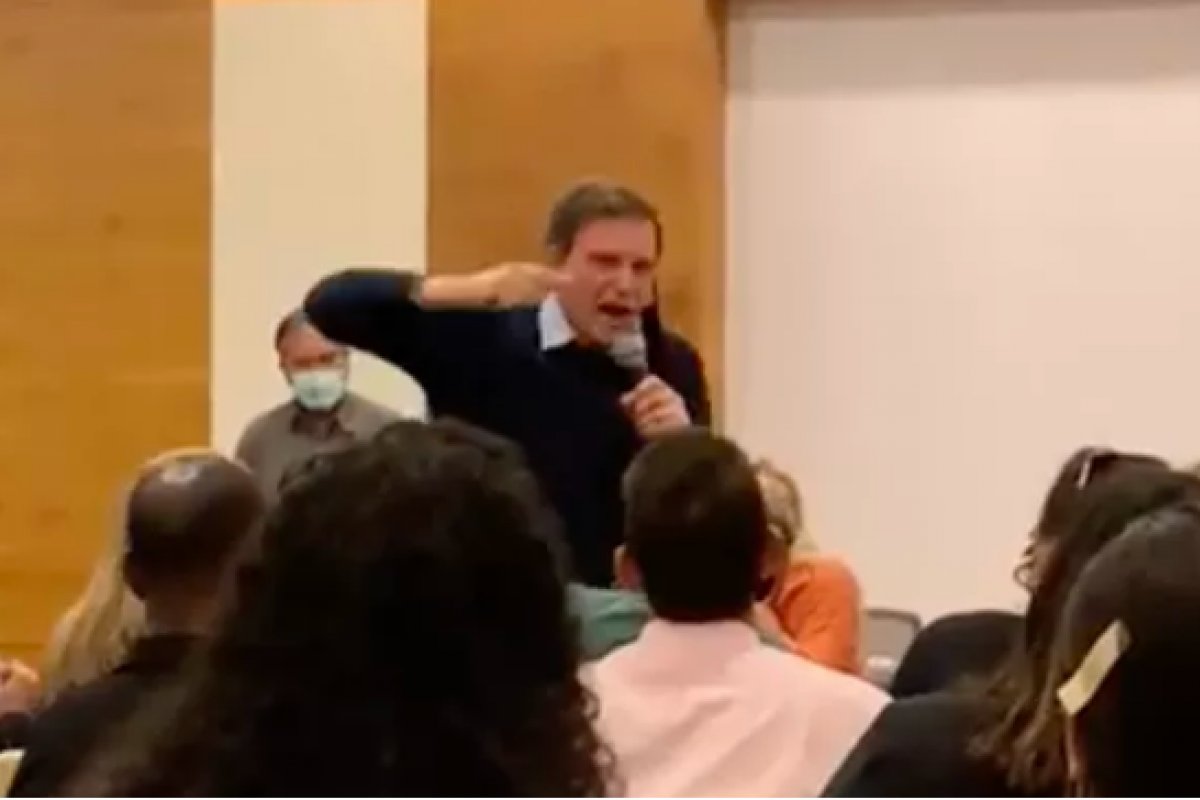  Crivella diz que eleição de Paes resultará em 'pedofilia nas escolas' 
