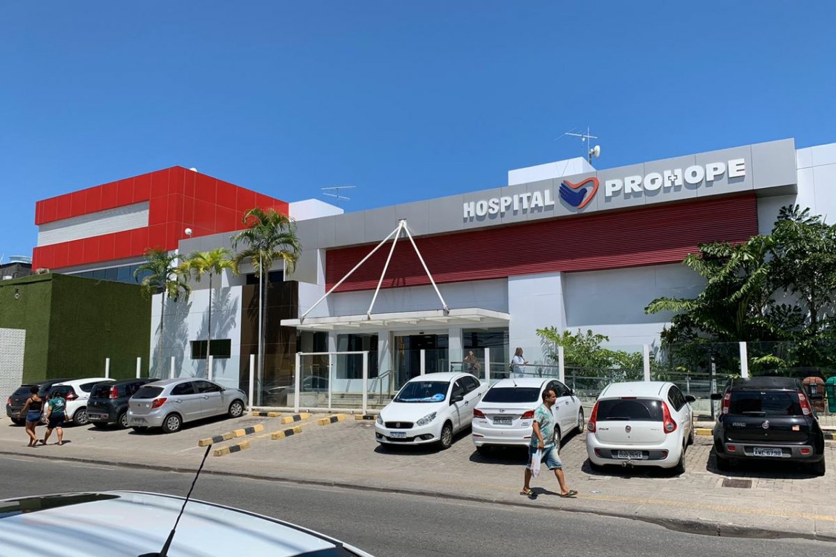 PM investiga confusão envolvendo policiais em hospital de Salvador