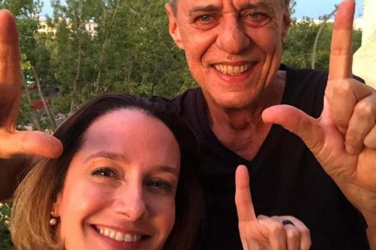  Lula envia carta a Chico Buarque