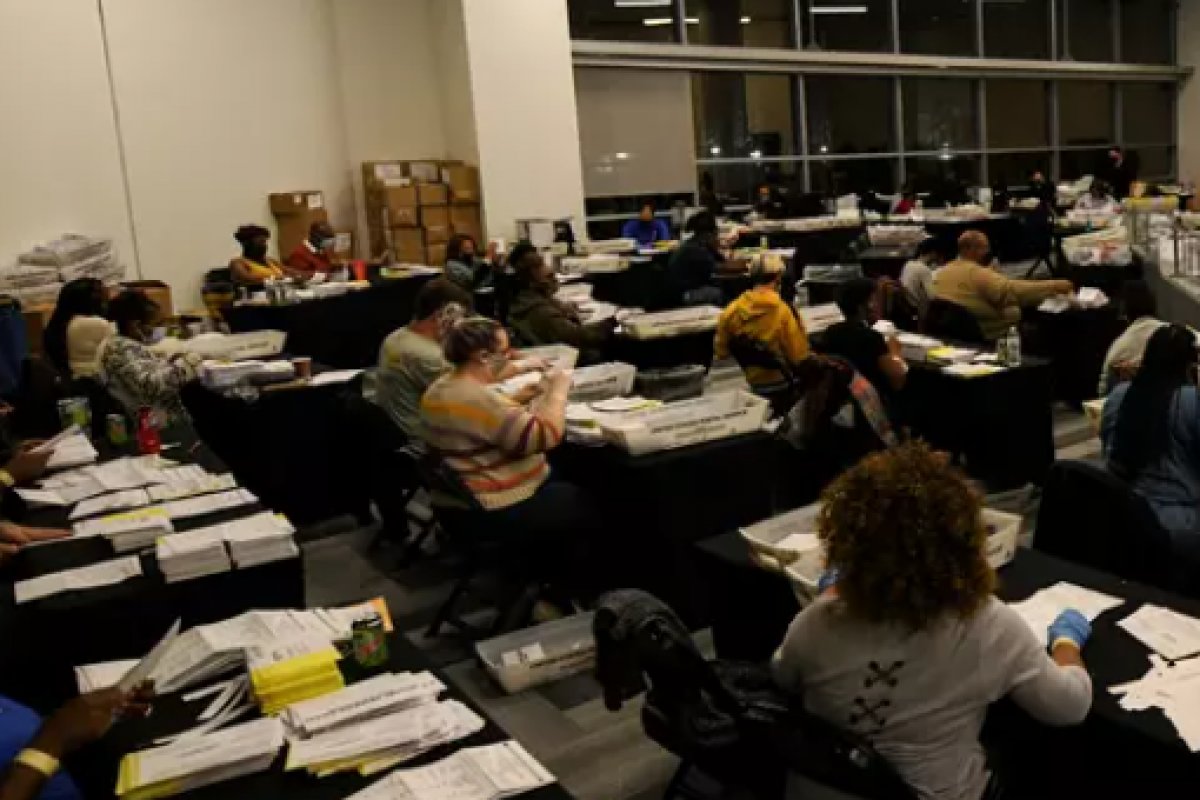 O estado da Geórgia fará nova recontagem de votos  