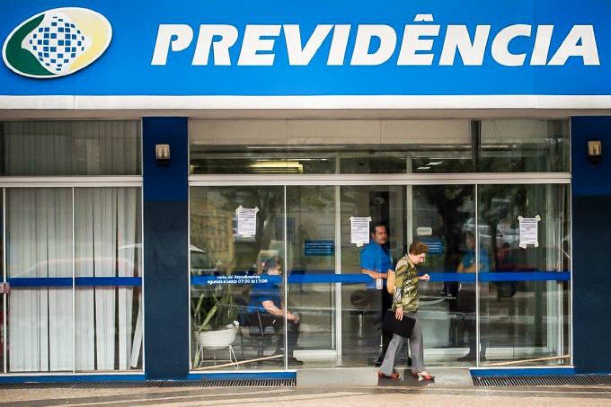 Recadastramento de aposentados é suspenso até o final do ano
