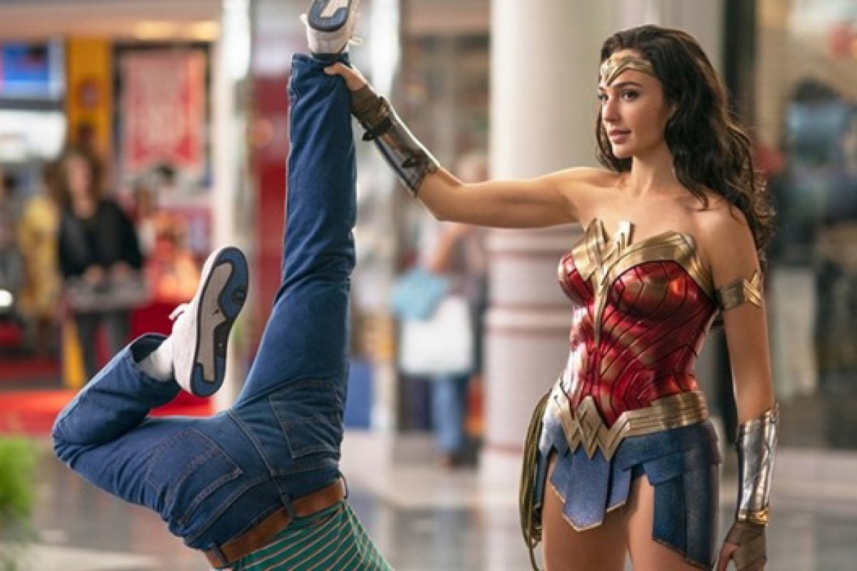 Gal Gadot, de Mulher-Maravilha, vai estrelar filmes de espionagem