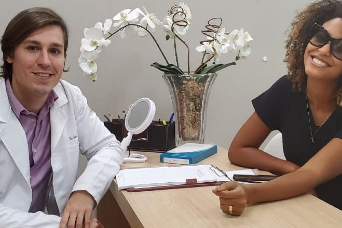 Conheça a aposta da atriz  Sheron Menezzes para tratar flacidez pós-parto