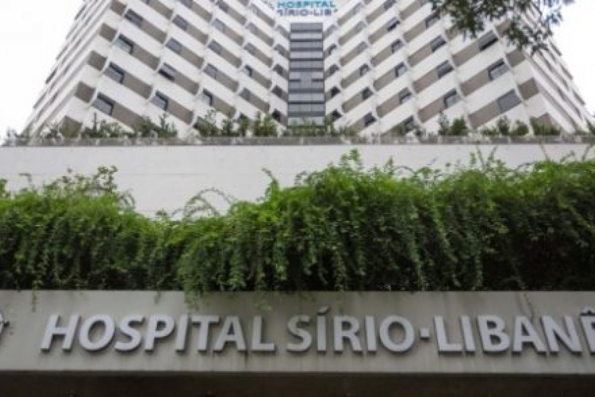 Após pico de pacientes com Covid-19, Hospital      Sírio-Libanês aciona plano de contingência