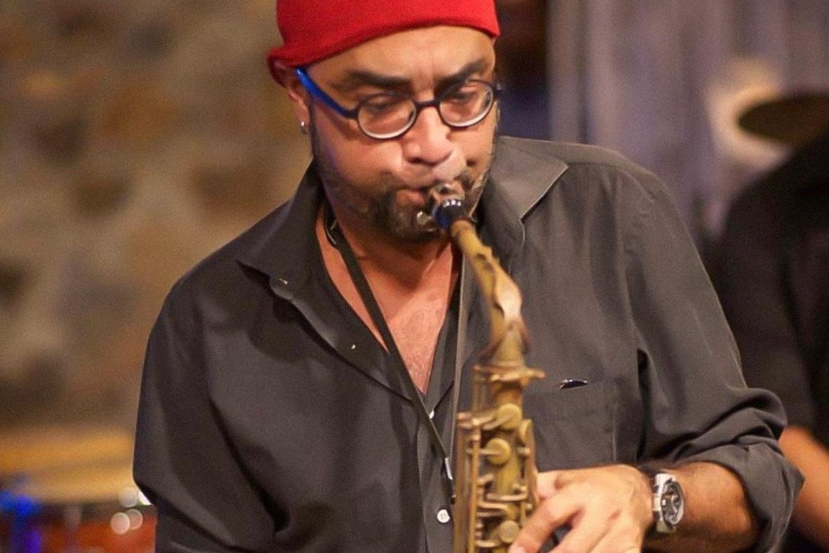 Kiko Souza abre projeto de Jazz & Blues no Fronteira Bar