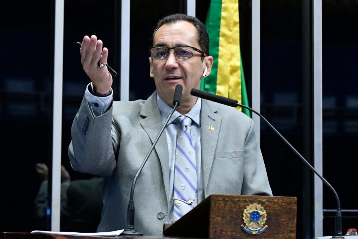 Kajuru manifesta interesse em se candidatar à presidência do Senado