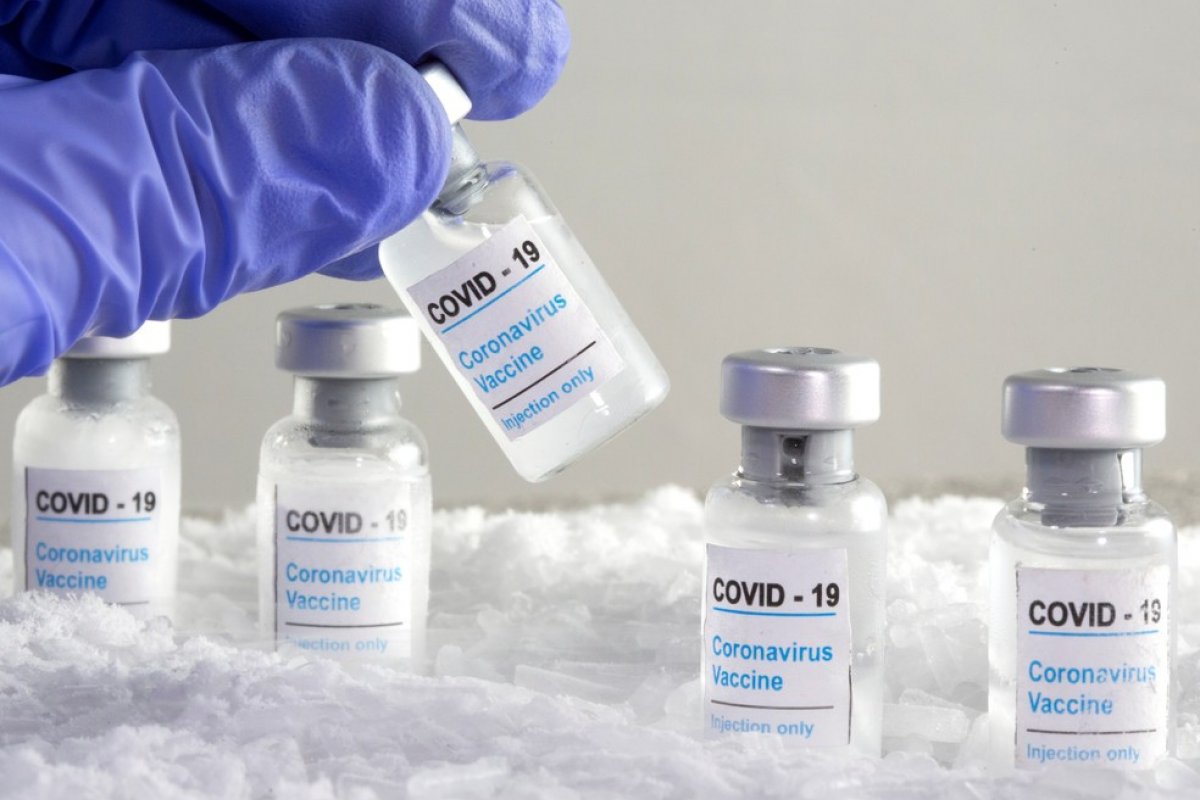 EUA devem iniciar a vacinação contra Covid-19 nesta segunda-feira (14)