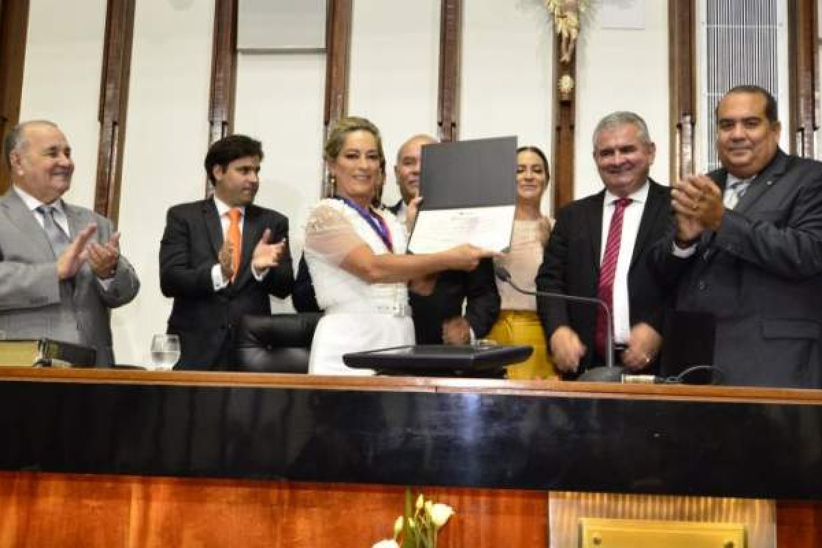 Faroeste: Desembargadora presa foi homenageada na AL-BA com a maior honraria do estado