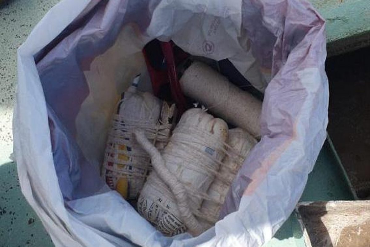 Polícia apreende explosivos usados na pesca irregular em Salvador 