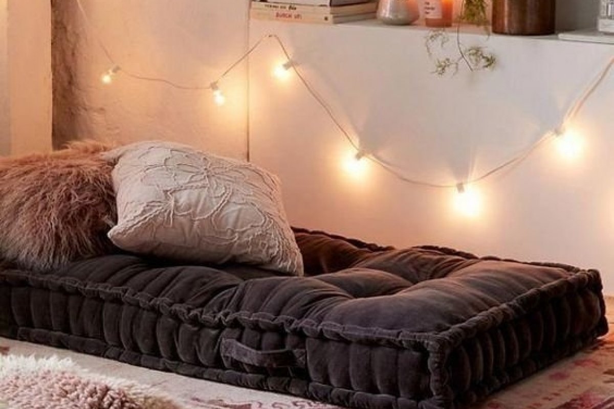 Como usar as luzes de Natal na decoração do ano inteiro 