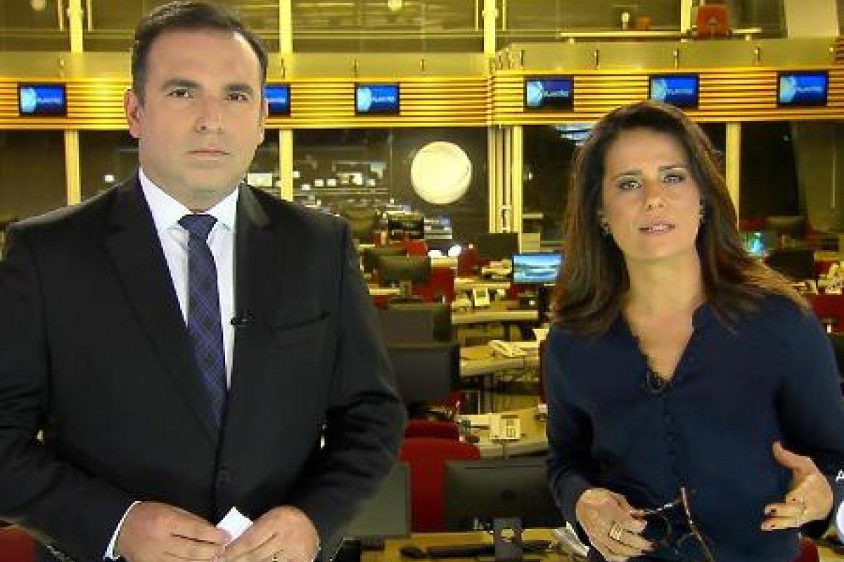 Após TV  Globo, Receita Federal também multa âncoras da Record TV 