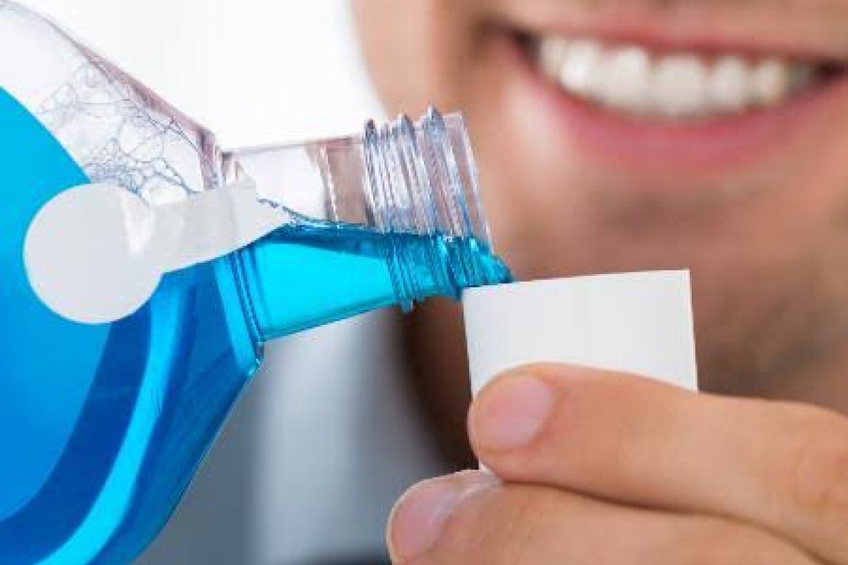 Enxaguante bucal pode prevenir coronavírus