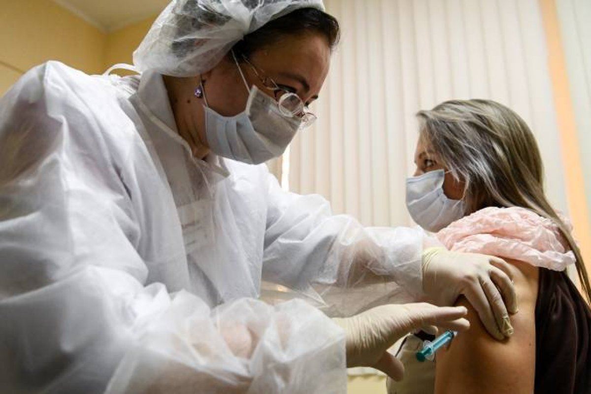 Covid-19: Mais de 1,8 milhão de pessoas já foram vacinadas