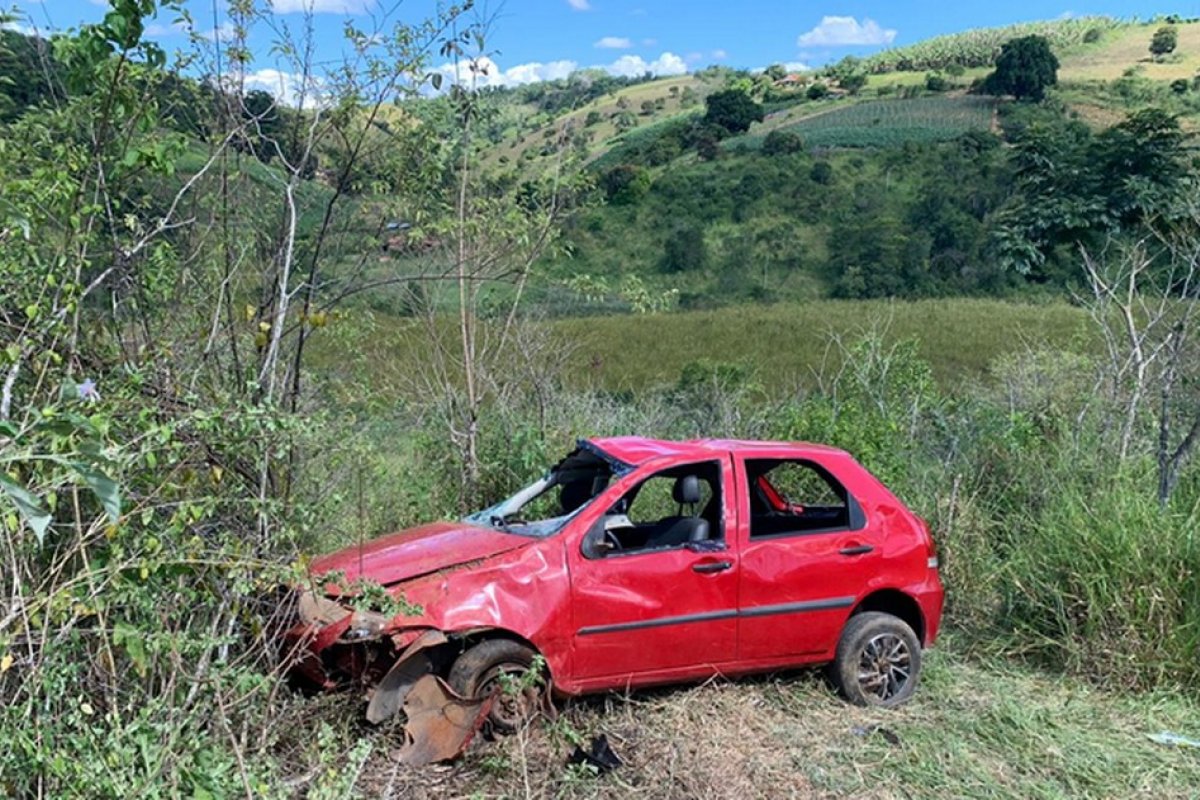 Criança de 3 anos morre em acidente de carro no sudoeste da Bahia 