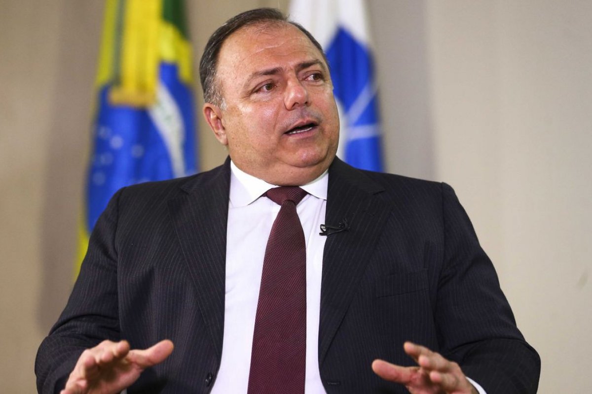 Ministro da Saúde afirma que estados receberão vacina contra Covid-19 simultaneamente
