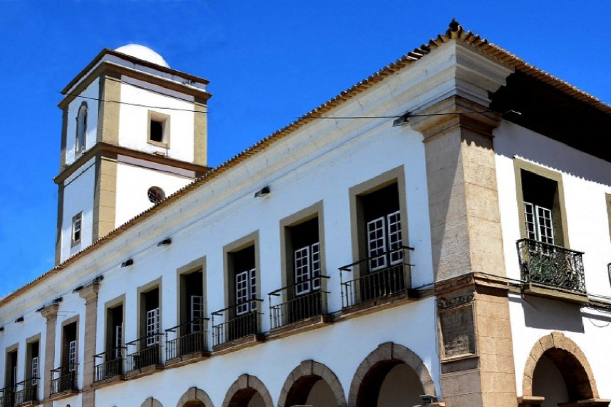 Câmara de Salvador e outras cinco capitais podem aprovar reajustes salariais para seus prefeitos, revela levantamento