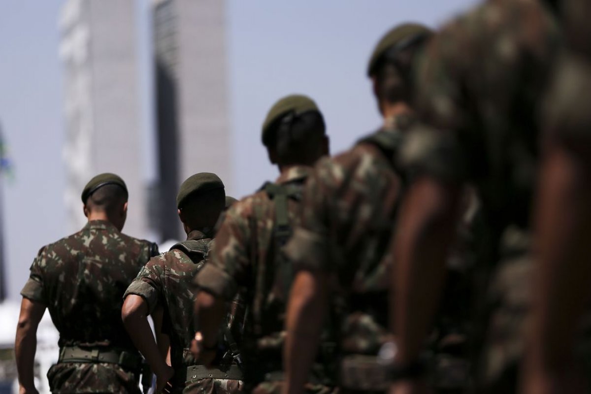 PF coloca a culpa no Exército por falha no controle de armas de fogo