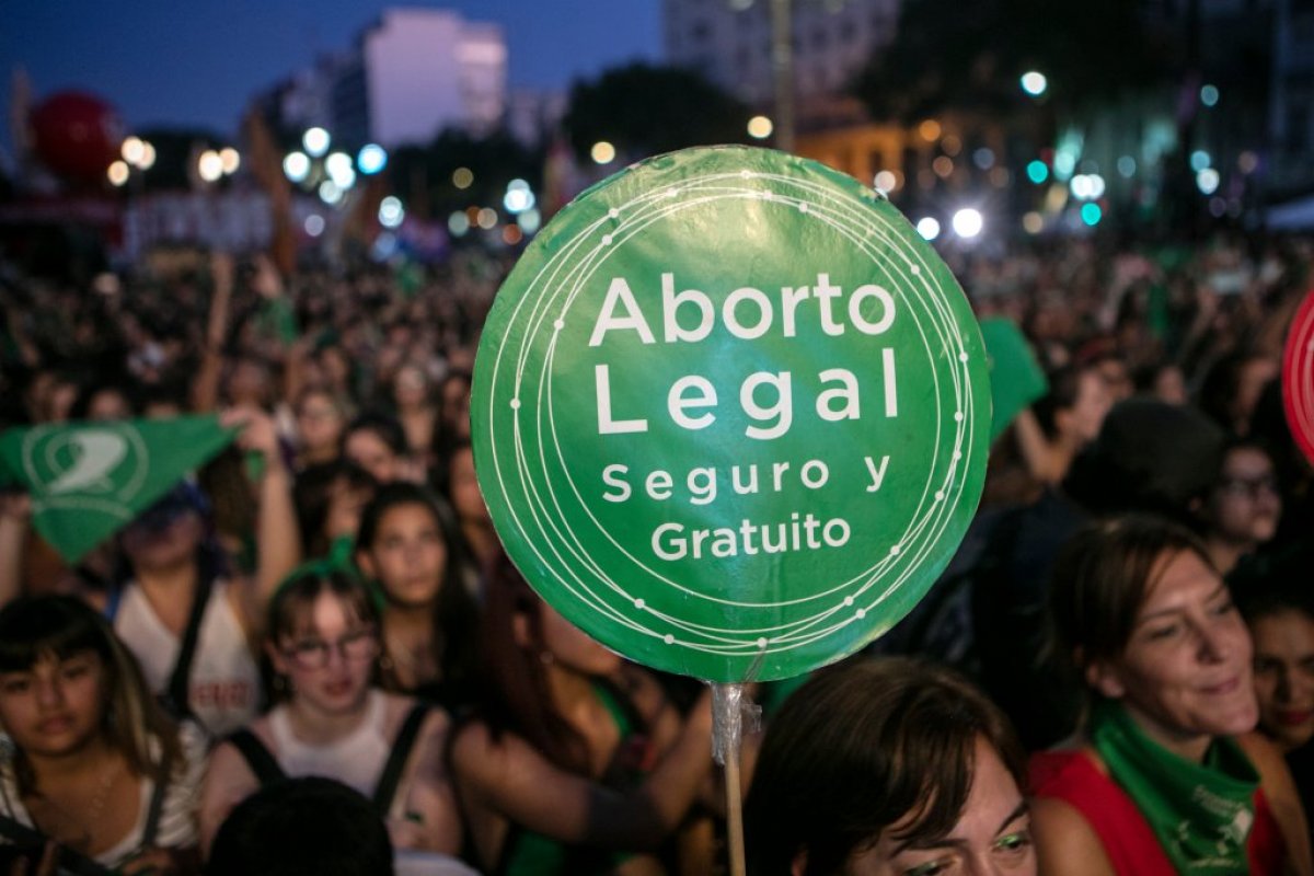 Senado da Argentina vota hoje sobre legalização do aborto