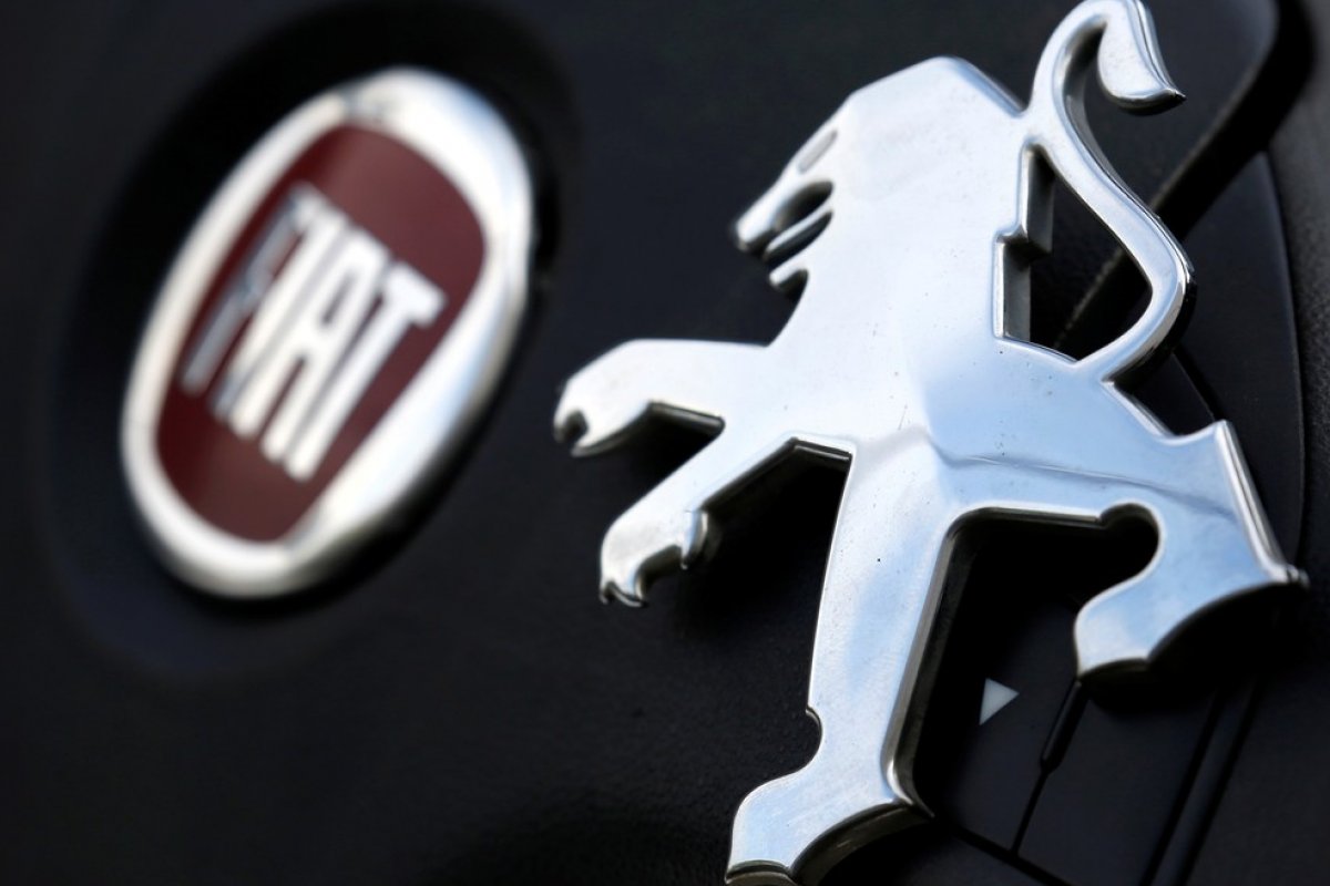Acionistas de Peugeot e Fiat aprovam fusão para criar 4° maior grupo automotivo do mundo