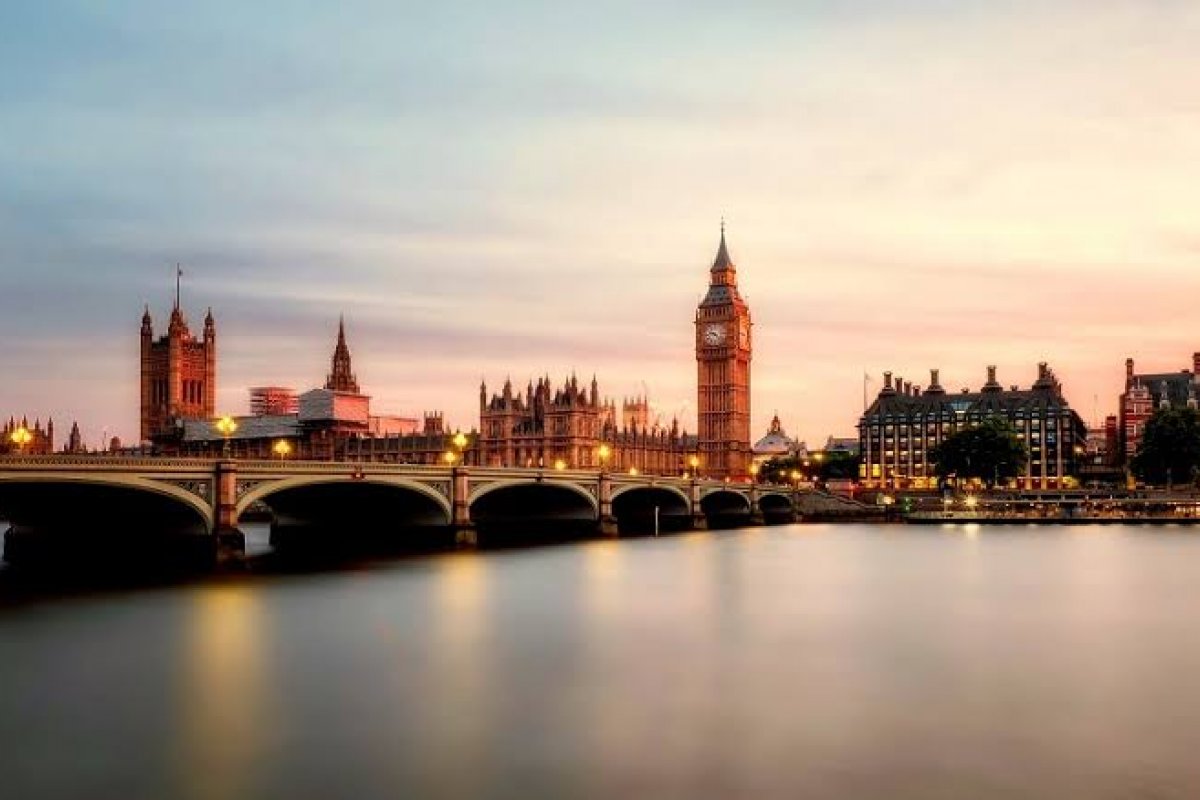  Pearson College London fornecerá bolsas de estudo para brasileiros em 2022