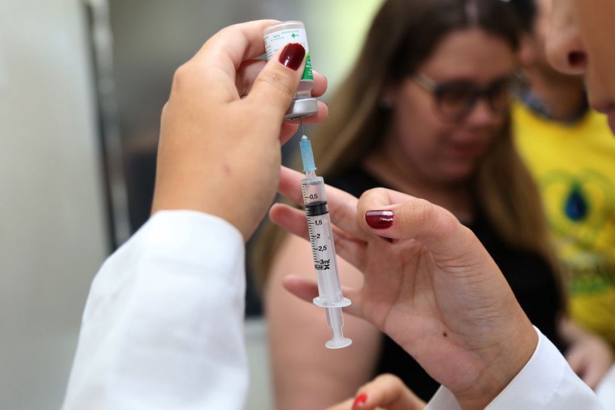 Holanda inicia vacinação contra Covid-19 nesta quarta-feira (6)