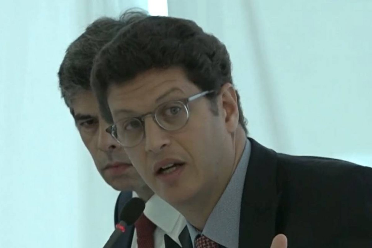  Ministério do Meio ambiente defende que Salles não seja punido pela frase "passar a boiada"