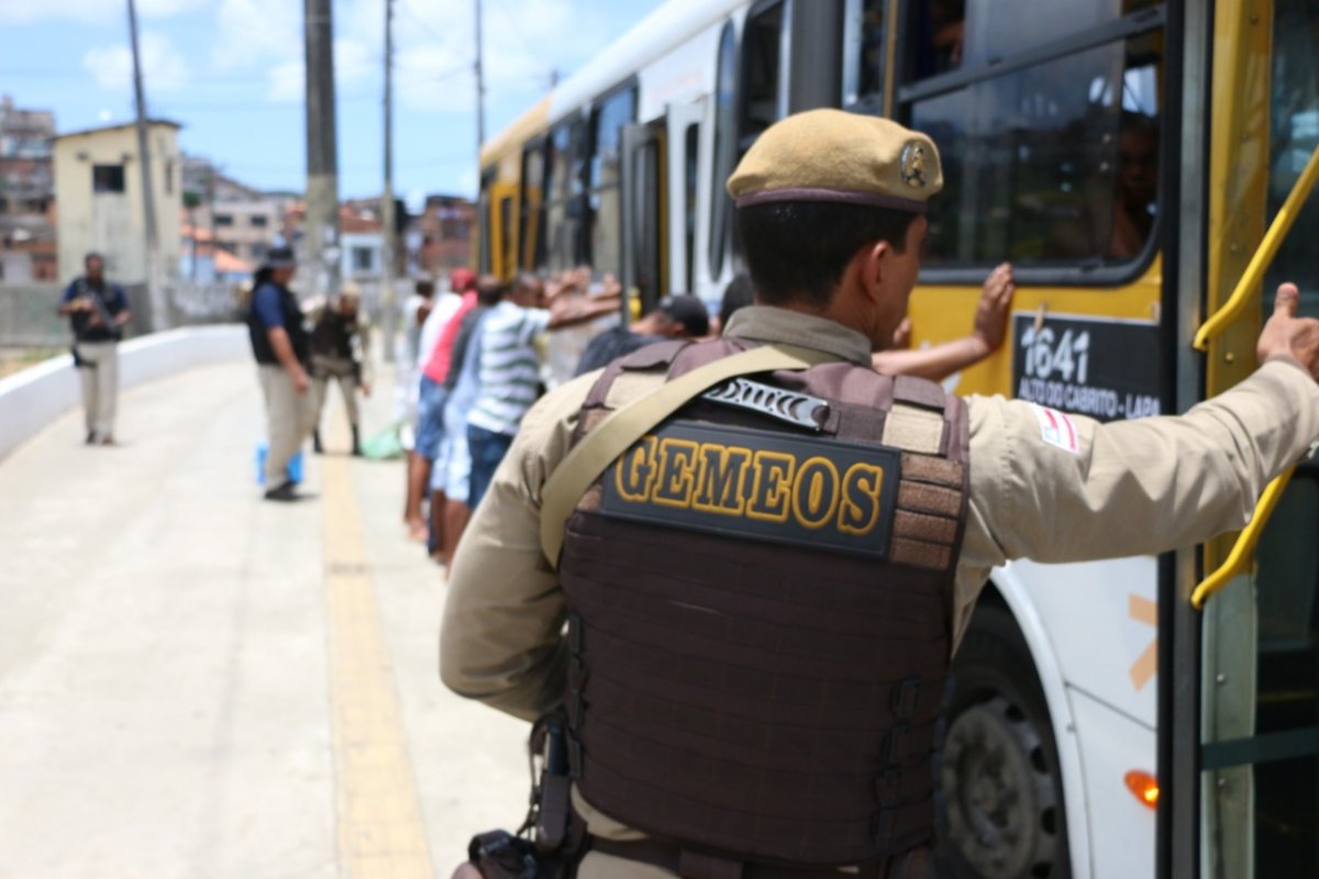 Roubos a ônibus têm o menor número dos últimos 6 anos
