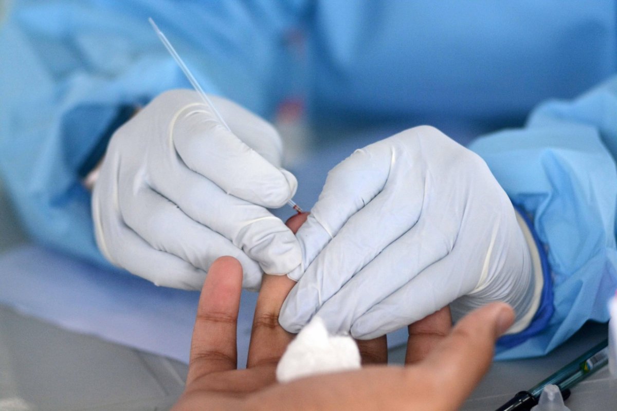 Mais de 150 pessoas são diagnosticadas com covid-19 em testes  bairros de Salvador